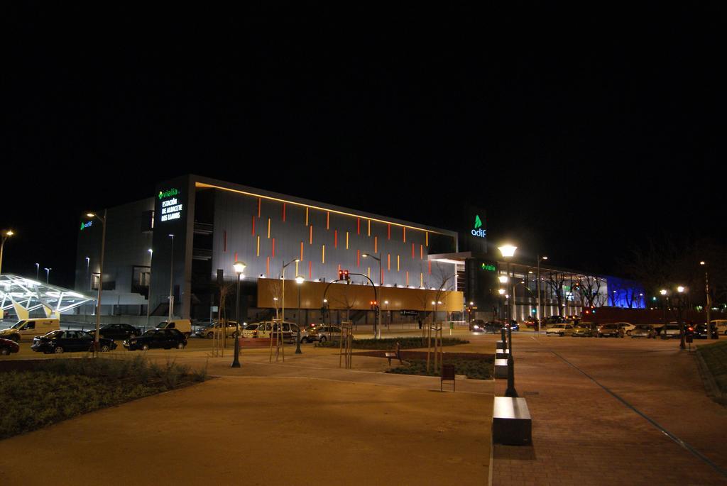 Apartamentos La Estacion M&S Альбасете Номер фото